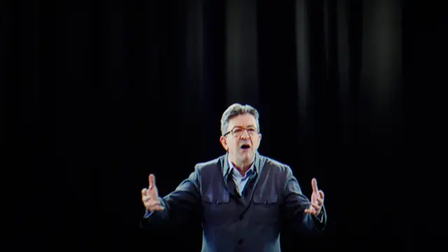 20170205-Capres Prancis Kampanye dengan Video 3D Hologram-Paris