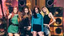 Aplikasi Tik Tok saat ini sedang digandrungi oleh millennials. Tak hanya kaum millennials saja, tapi beberapa idola k-pop juga ikut membuat konten Tik Tok. Siapa saja mereka? (Foto: Soompi.com)