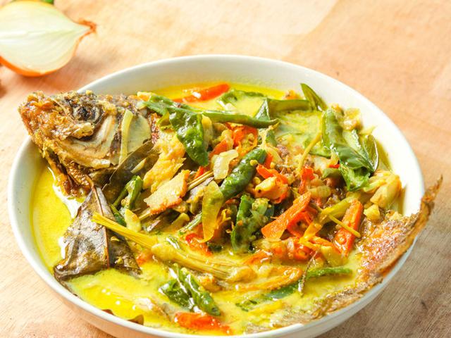 Resep Gulai Ikan Mas Khas Padang Lifestyle Fimela Com