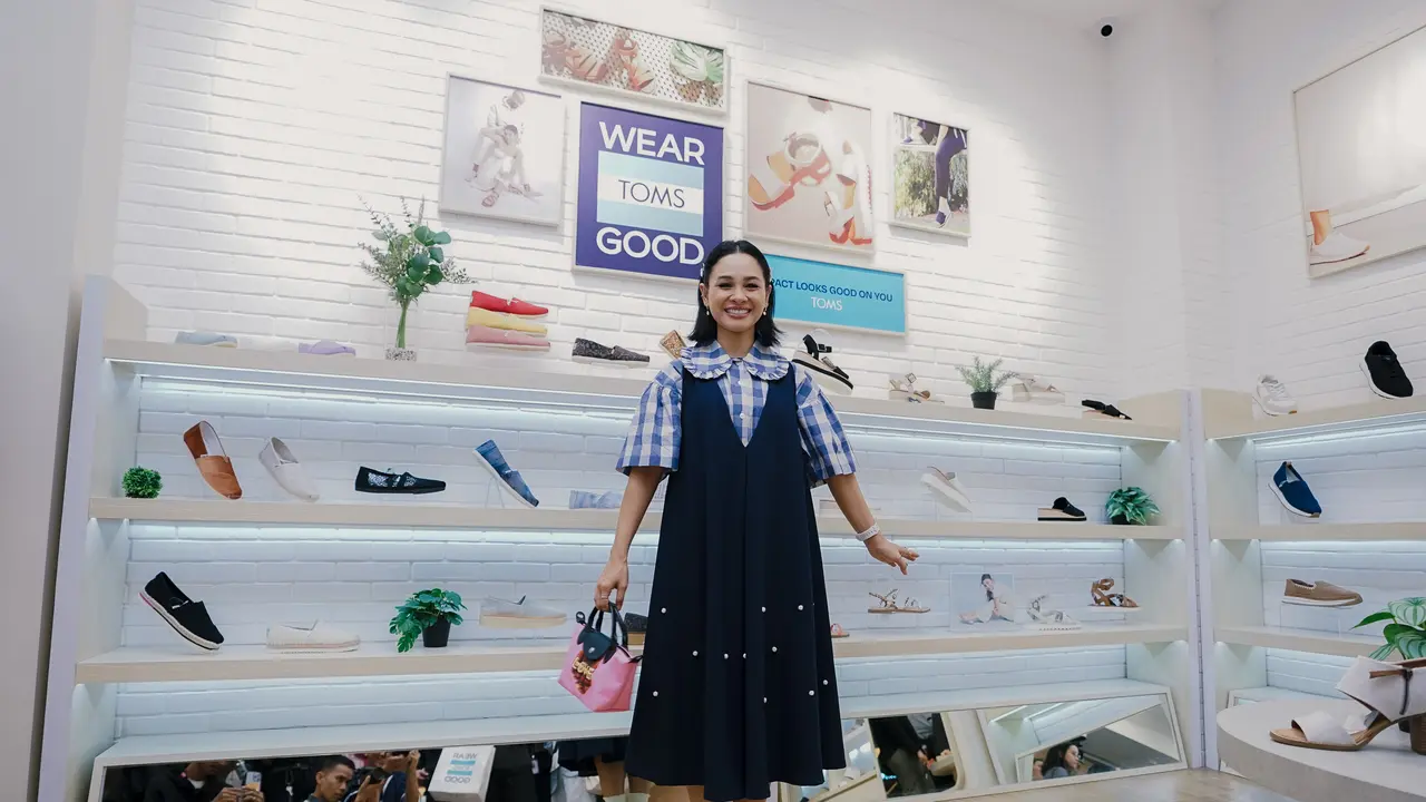 Hadir di Indonesia, Toms Dorong Pendidikan dan Kesejahteraan Anak Indonesia Lewat Beli Sepatu