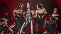 Dua Lipa tampil pada hari kedua Festival Musik Lollapalooza di Grant Park, Chicago, Amerika Serikat, 29 Juli 2022. Hampir 100.000 orang diperkirakan akan memasuki area festival setiap hari. (Photo by Amy Harris/Invision/AP)