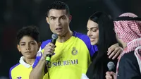 Cristiano Ronaldo dan kekasihnya, Georgina Rodriguez. (FAYEZ NURELDINE / AFP)