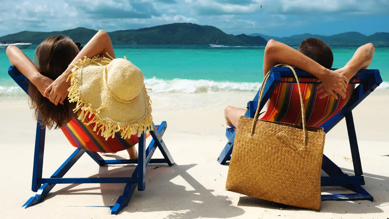 [Bintang] 7 Lagu Bertema Liburan yang Pas Buat Long Weekend