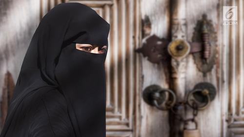 Dogistonlik erkaklar eshak bilan jinsiy aloqada