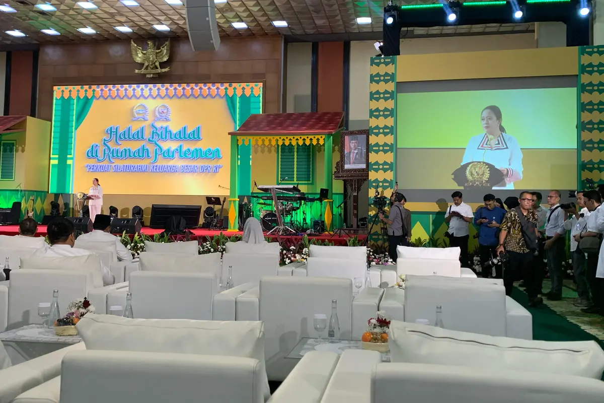 dalam acara Halal Bihalal di Rumah Parlemen, di Gedung MPR/DPR/DPD, Jakarta Pusat, Senin (14/4/2025).