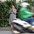 Pemerintah batal memnerapkan PPKM level 3 di seluruh wilayah Indonesia pada saat musim libur Nataru.