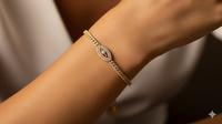 Gelang Emas 40 Gram Model Unik Koleksi Langka 2025. Foto: Gemini