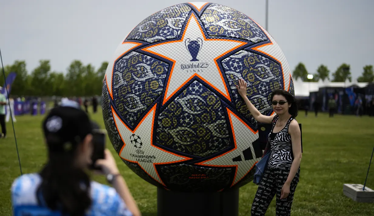 Inter Milan yang datang dengan status penantang dan tim kuda hitam tentunya bisa menghibur diri melihat rekam jejak final Liga Champions 2005. (AP Photo/Khalil Hamra)