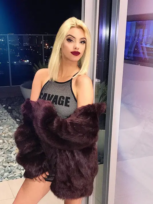 Aktris keturunan Venezuela ini memang miliki lebih dari 20 juta followers di akun instagram pribadinya. (instagram/lelepons)