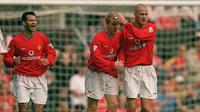 David Beckham, Ryan Giggs, dan Paul Scholes (Toptenslides)