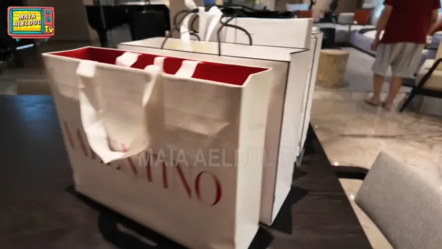 Melihat Hadiah Seserahan dari Irwan Murssy untuk Alyssa Daguise/Youtube Maia Al El Dul Tv