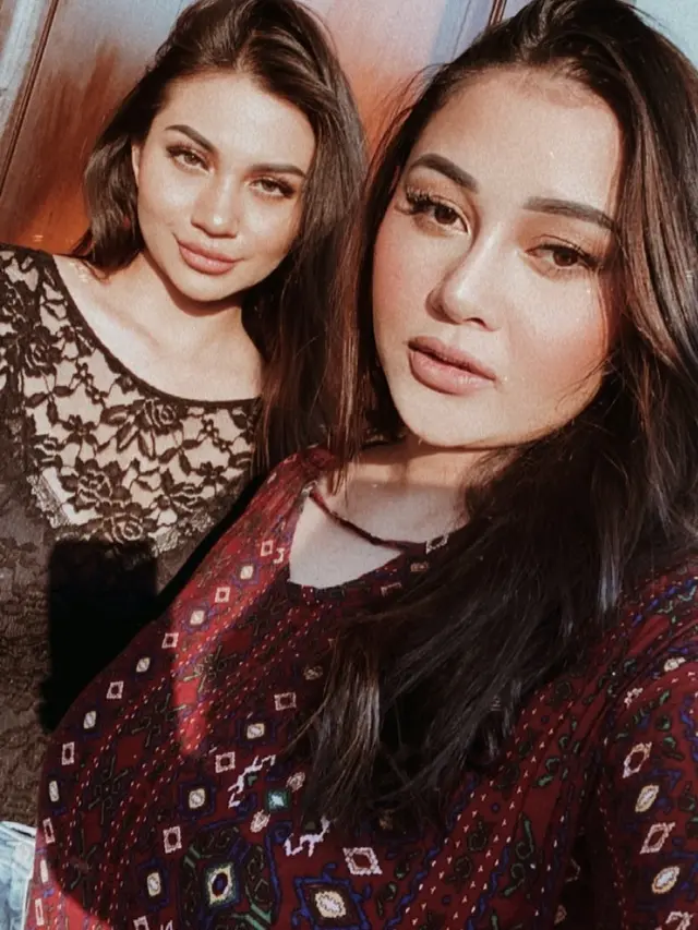 7 Potret Kebersamaan Mutia Ayu dan Ariel Tatum, Disebut Mirip Bak Saudara