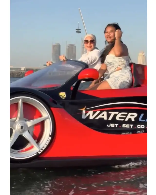 6 Momen liburan seru dan mewah Erin Taulany bareng putri bungsunya Arlova di Dubai