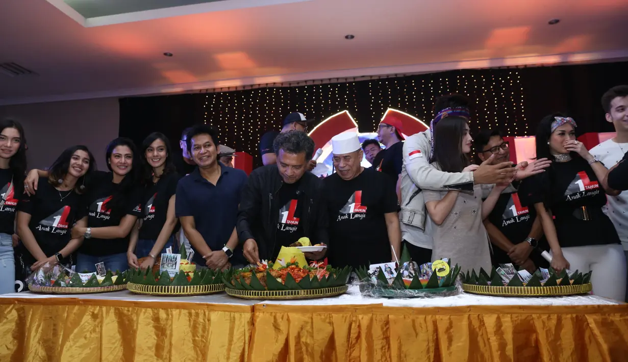 Terlihat hadir dalam malam itu, di antaranya Dylan Carr, Hana Saraswati, Ari Wibowo, Ammar Zoni, juga Stefan William yang datang bersama istrinya, Celine Evangelista. (Nurwahyunan/Bintang.com)