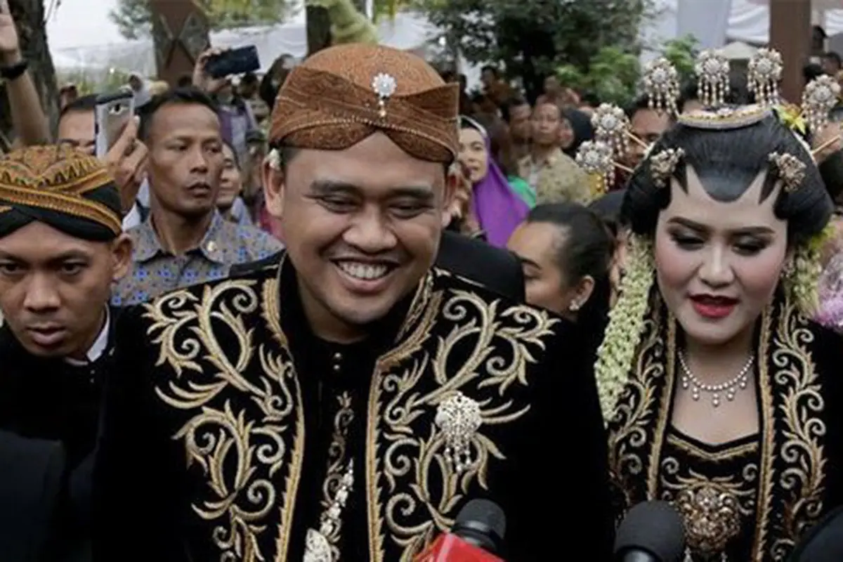 Kahiyang dan Bobby resmi menikah, 8 November 2017/copyright: KapanLagi.com