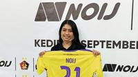 Komisaris Utama Noij, Khaleda Pramodha Wardani, wanita asal Kediri yang ingin Persik juara Liga 1 2020. (Bola.com/Gatot Susetyo)