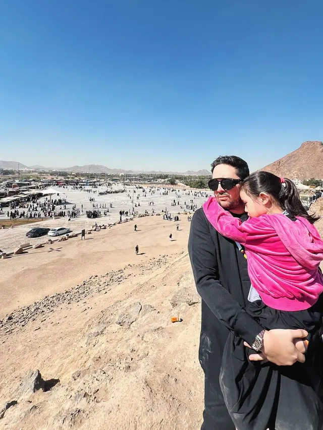 Dulu Disebut King of Antagonis di Sinetron Tersanjung, Ini Potret Terbaru Donny Michael saat Umroh dengan Keluarga