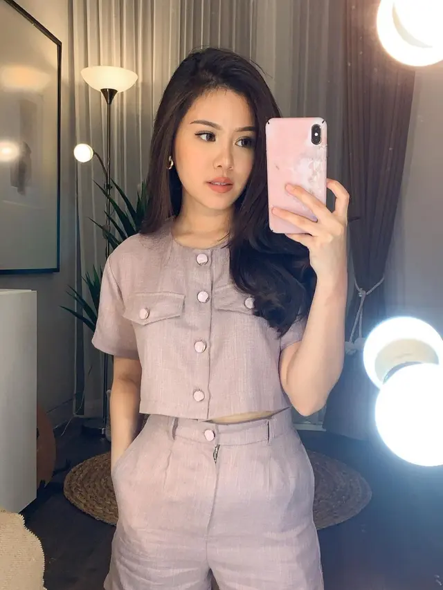 8 Pesona Melisa Hartanto, Peserta Indonesian Idol yang Disebut Crazy Rich Surabaya