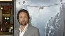 Martin Henderson berperan sebagai seorang ‘Adventure Consultans’ bernama Andy Harris di film Everest yang menggabungkan genre petualangan, drama dan thriller ini. (Bintang/EPA)