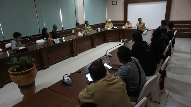 Aksi Tolak Perdagangan Daging Anjing di Solo