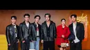 Mahalini menggunakan tas Quilted Washed Leather Times Square Tabby berwarna emas yang elegan. Mengikuti tren bag charm yang semakin populer di dunia fashion.  [Foto: Coach]
