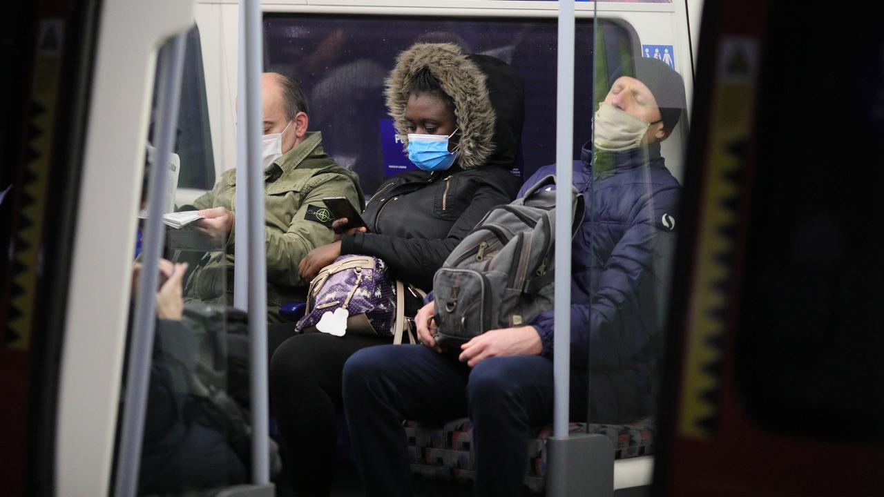 FOTO: Inggris Catat Penambahan Kasus Harian Tertinggi Sejak Pandemi COVID-19