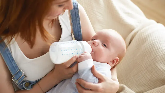 ASI Kurang Lancar? Ini Makanan yang Wajib Dikonsumsi agar ASI Lancar