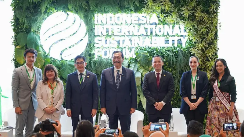 Menteri Koordinator Bidang Kemaritiman dan Investasi (Menko Marves) Luhut Binsar Pandjaitan dalam  Indonesia International Sustainability Forum 2024 (ISF 2024). (Dok Kemenko Marves)