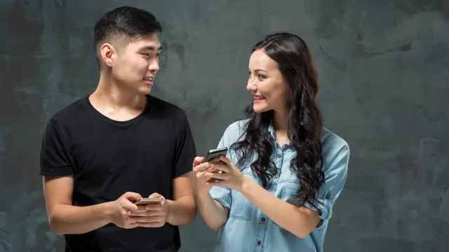 5 Tanda Kamu dan Pasangan Memiliki Komunikasi yang Baik (Foto dok : Freepik/master1305)