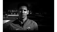 Tragedi bom Paris yang terjadi pada hari Jumat (13/11/2015) menginspirasi Paris Saint-Germain melibatkan bintang sepak bola dunia seperti Zinedine Zidane, Wayne Rooney, Lionel Messi membuat video simpati bagi korban dengan tagline Je Suis Paris.