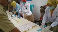 Tes urine di Purbalingga pecah rekor MURI (Liputan6.com / Aris Andrianto) 