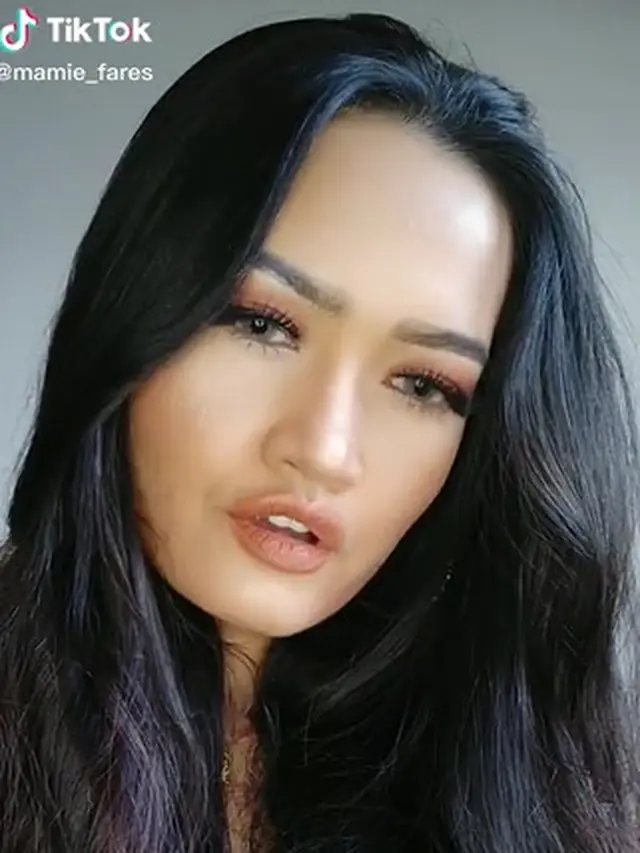 6 Potret Mamie Fares, Artis TikTok yang Disebut Mirip Mendiang Jupe