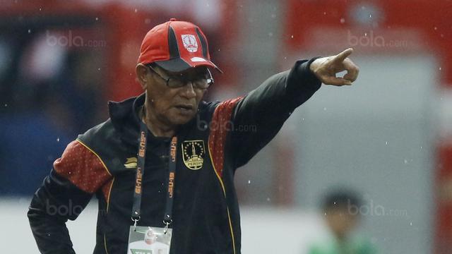 Pelatih Persis Solo, Freddy Muli