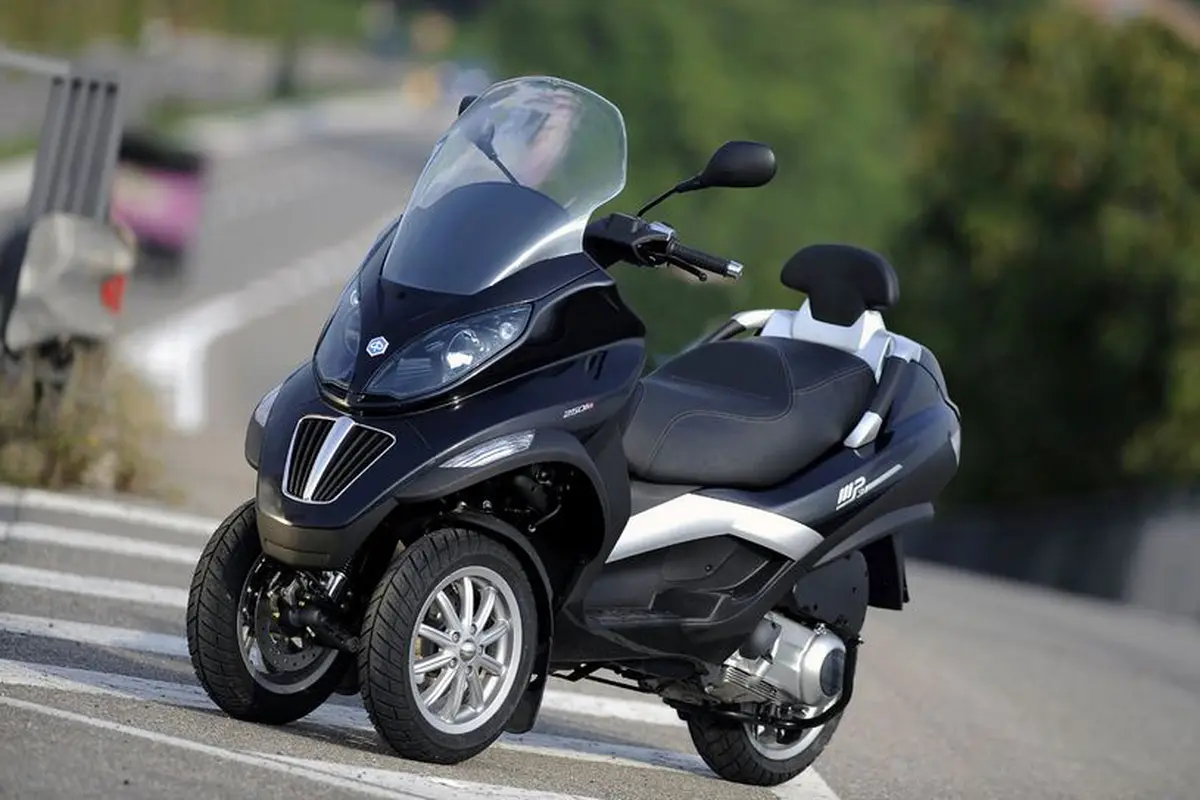 Piaggio MP3