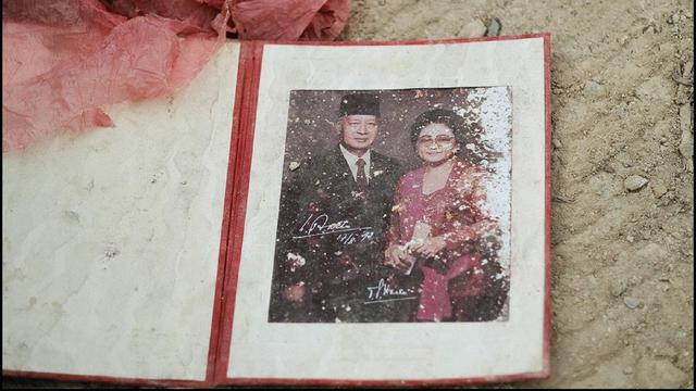 Tompi Sedih Lihat Foto Soeharto Bersama Ibu Tien Di Kawasan Pengelolaan Sampah Lifestyle Liputan6 Com