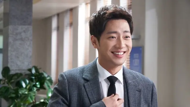 [Bintang] While You Were Sleeping