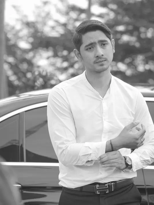 Meskipun memiliki jadwal libur saat lebaran, namun sepertinya Arya Saloka akan menghabiskan waktunya di Jakarta. Mengingat ia patuh terhadap peraturan yang dibuat pemerintah. (Instagram/arya.saloka)