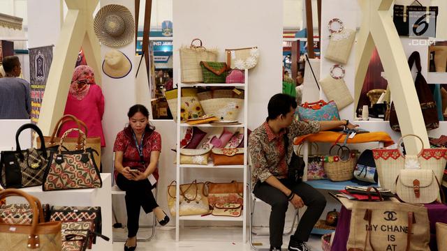 Berawal Dari Hobi Ibu Rumah Tangga Ini Sukses Jual Kerajinan Tangan Surabaya Liputan6 Com