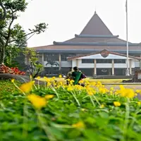 Universitas Sebelas Maret (UNS). (csa.uns.ac.id)