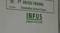 Polres Kuningan gerebek rumah yang menyimpan infus palsu. 