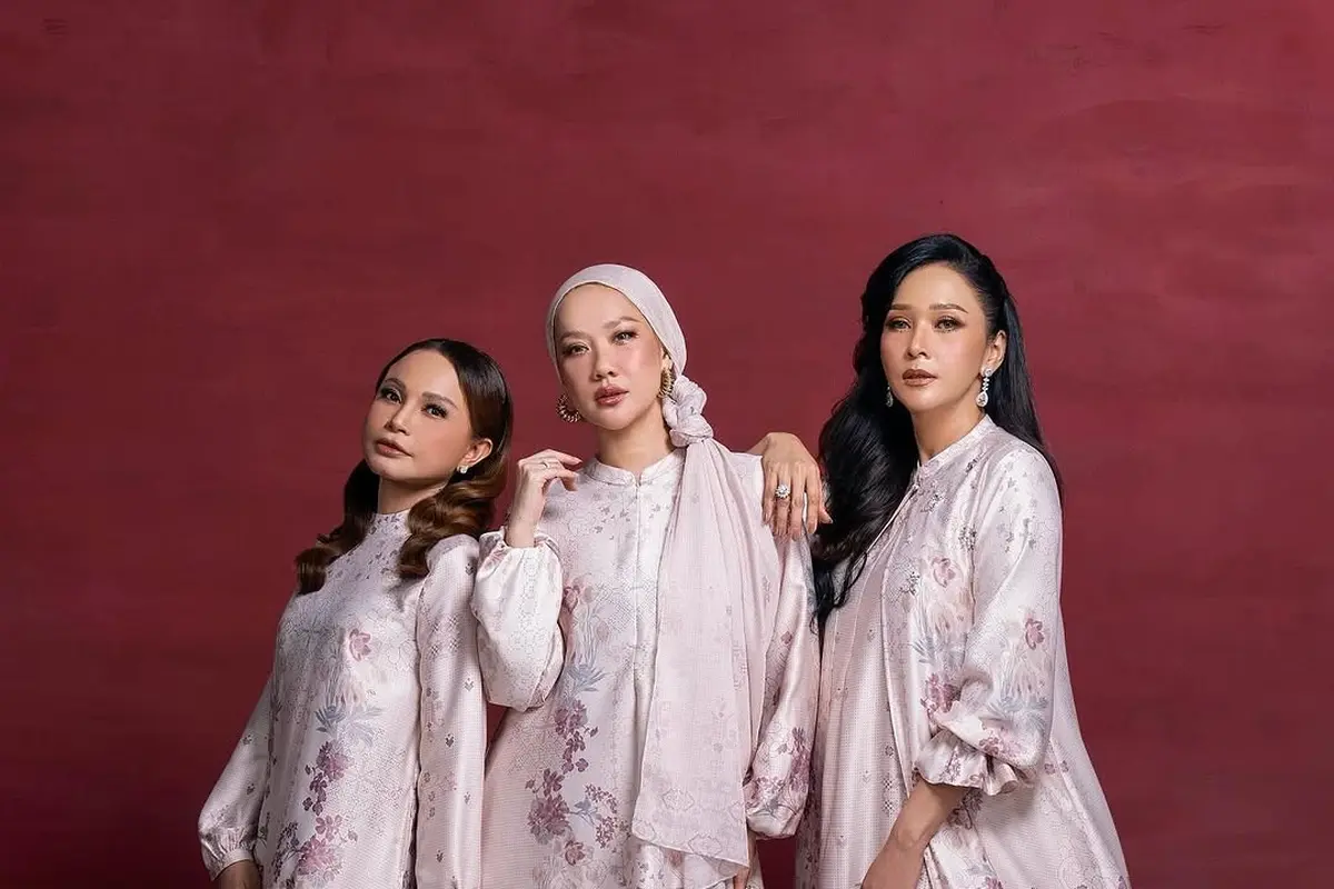6 Potret Juri Indonesian Idol Pakai Baju Muslim Edisi Lebaran 2025, Stunning