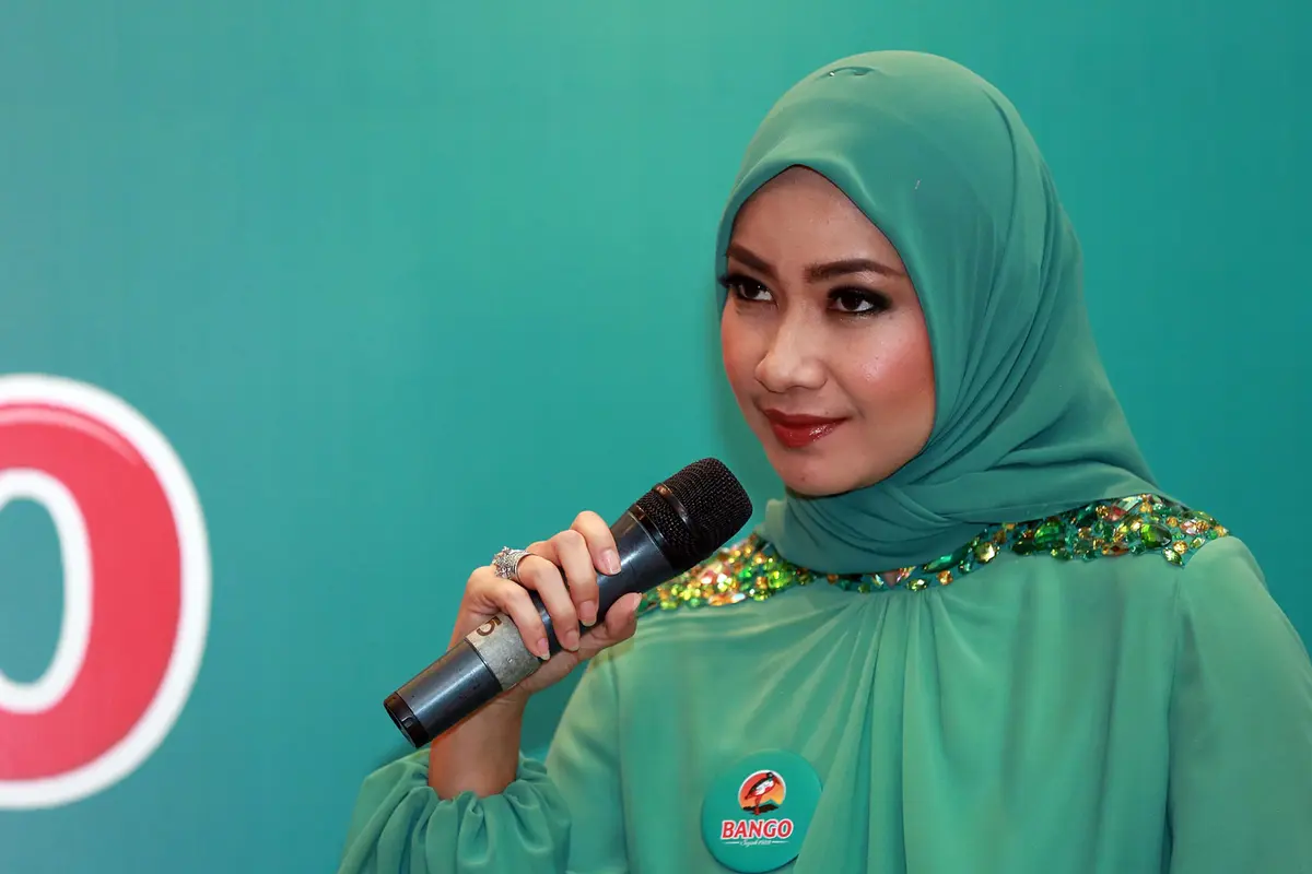 [Bintang] Alya Rohali 