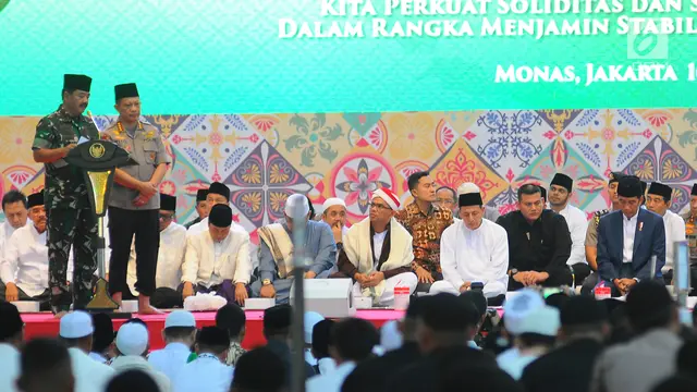 Presiden Jokowi Buka Puasa Bersama dengan TNI-Polri