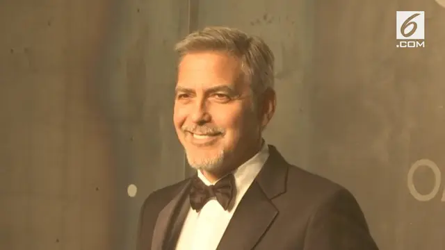 Aktor George Clooney mengalami kecelakaan saat mengendarai motor di Sardinia. Clooney dibawa ke Rumah Sakit John Paul II.