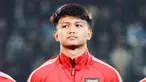 Hokky Caraka melontarkan kekecewaannya usai Indonesia gagal jadi tuan rumah Piala Dunia U-20. Bagi Hokky, kegagalan ini membuatnya merasa kecewa karena batu loncatan untuk tampil di Piala Dunia telah sirna. Hokky yang kecewa pun mendapat banyak semangat oleh pendukung Garuda Muda. (Liputan6.com/IG/hokkycaraka_)