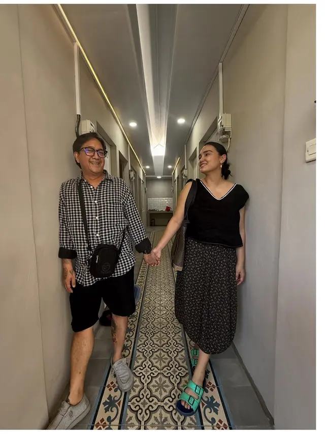 6 Potret Mesra Feby Febiola dan Franky Sihombing, Beri Pesan Manis di Ultah Suami