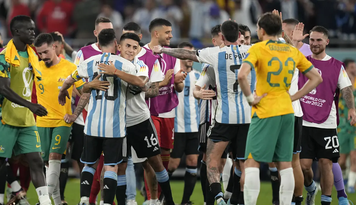Hingga laga usai, skor 2-1 untuk kemenangan Argentina tetap bertahan dan meloloskan Tim Tango ke babak perempatfinal untuk berjumpa Belanda. (AP/Lee Jin-man)