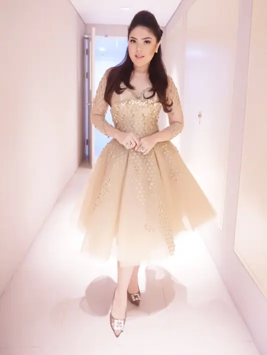 (Instagram/tinatoon)