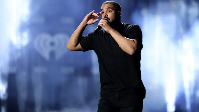 [Bintang] Lirik Lagu Drake, Nice For What