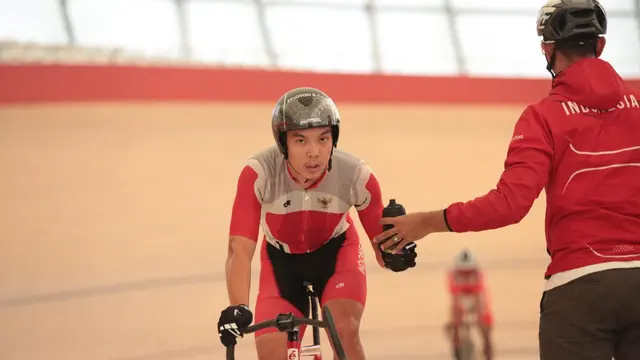 Pesepeda Indonesia Bernard Gondol Perak Nations Cup di Kolombia (dok Pasi/Nick Hanoatubun)